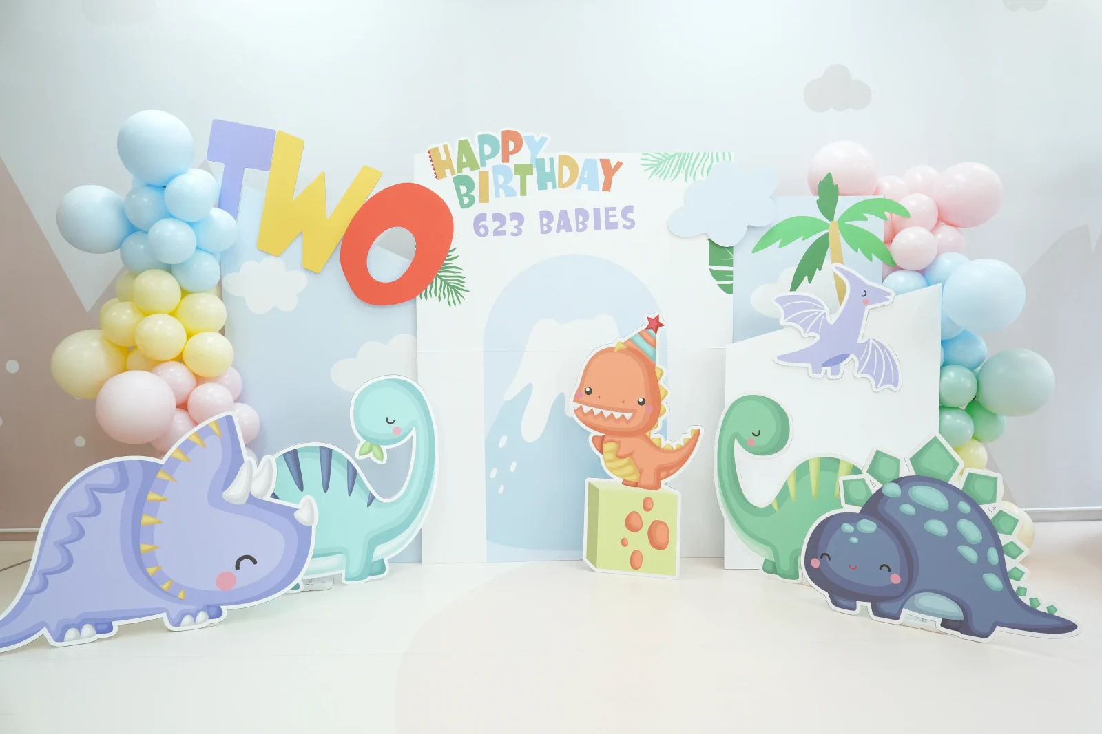 Baby E Playhouse Dinosaur Theme