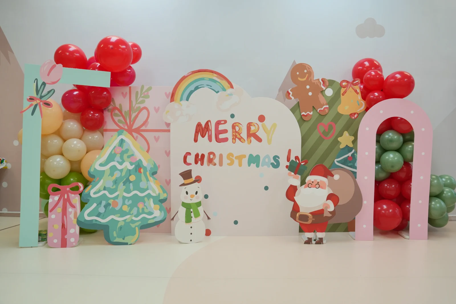 Baby E Playhouse Seasonal Theme