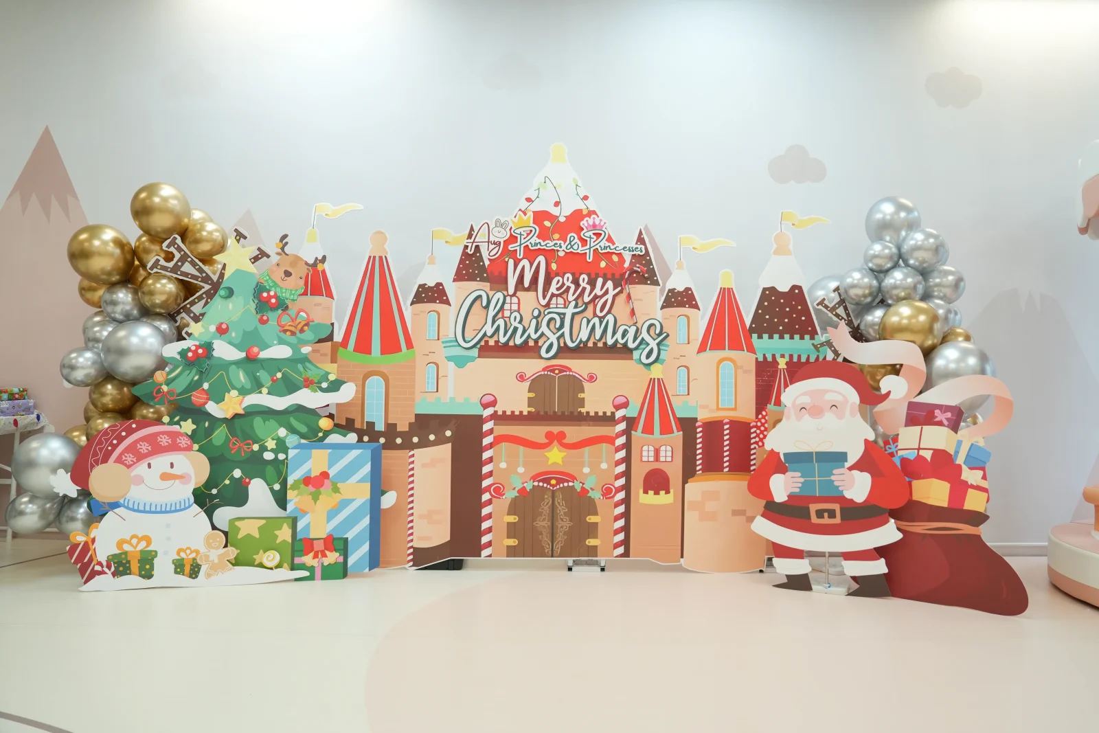 Baby E Playhouse Seasonal theme