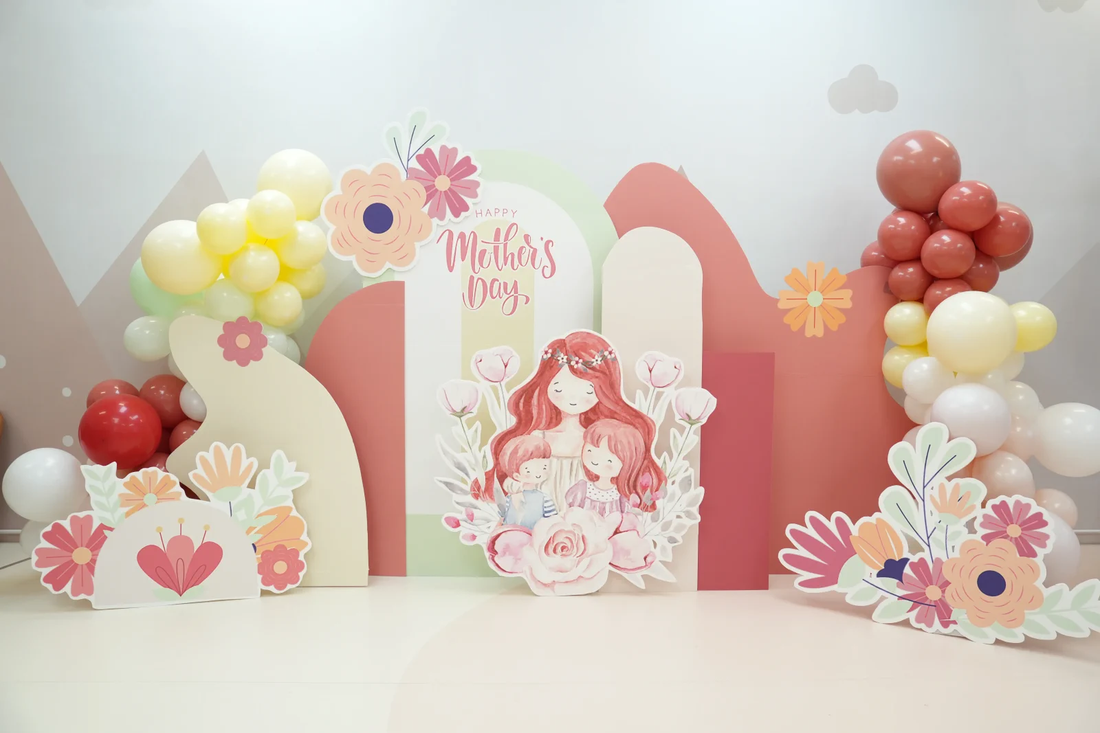 Baby E Playhouse Seasonal theme