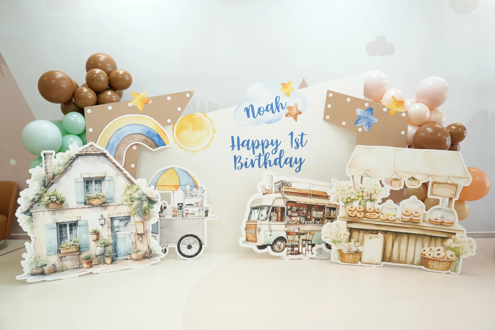 Baby E Playhouse Seasonal theme